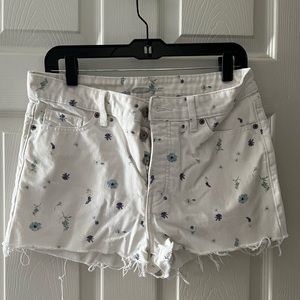 Old navy high rise cut off short